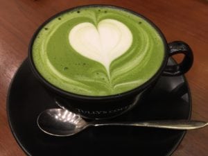 Latte tea: benefits and recipes