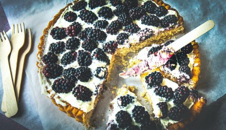 The Simplest Dessert – Fruit Pie In 30 Minutes